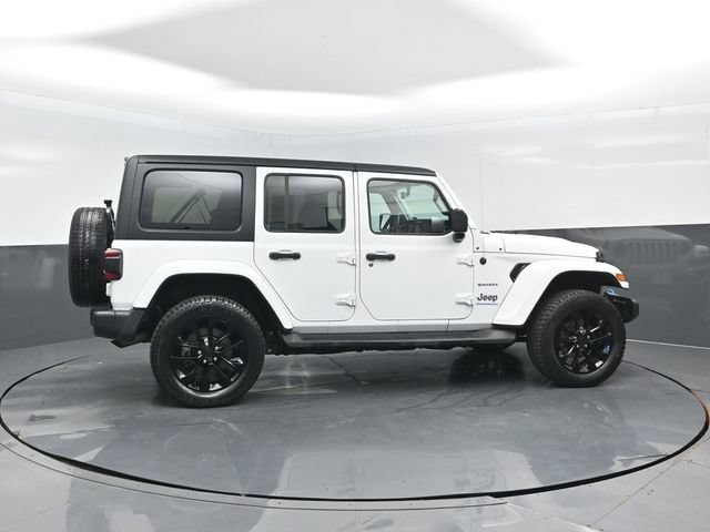 Used 2023 Jeep Wrangler Unlimited Sahara AWD/4WD image 3