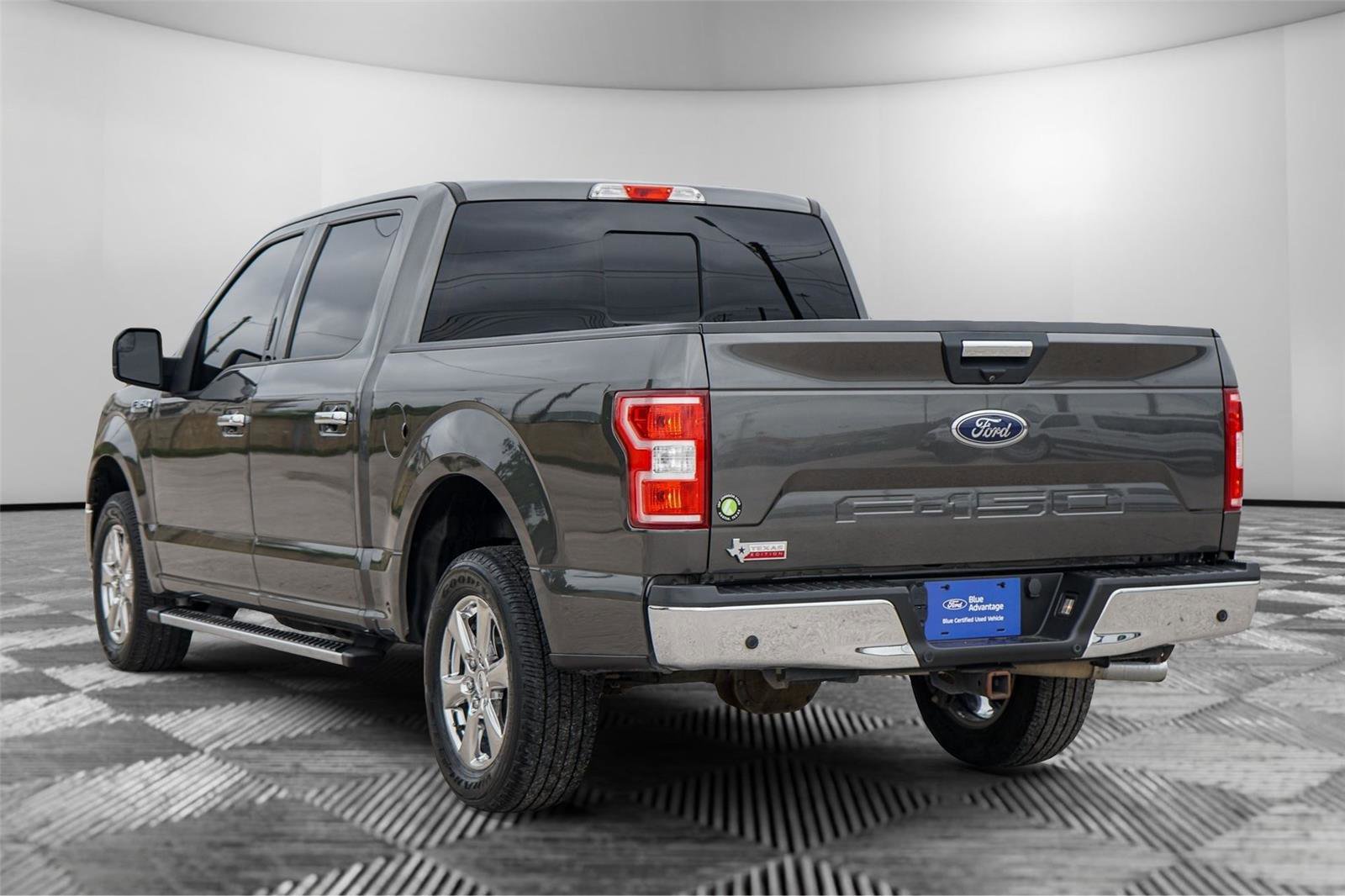 Certified 2018 Ford F150 XLT w/ Equipment Group 302A Luxury RWD image 6