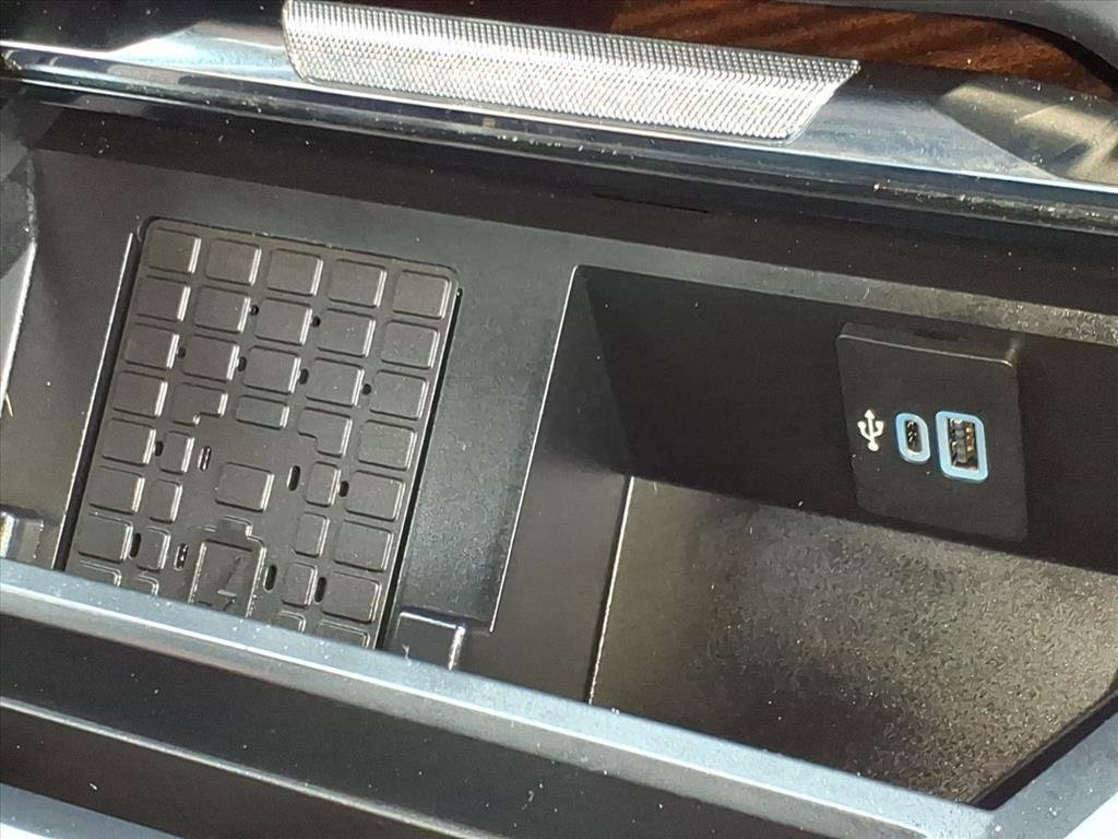 Certified 2025 Ford F450 King Ranch w/ Chrome Package image 17