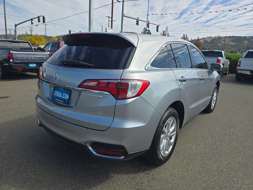 Used 2018 Acura RDX w/ Technology Package AWD/4WD image 4
