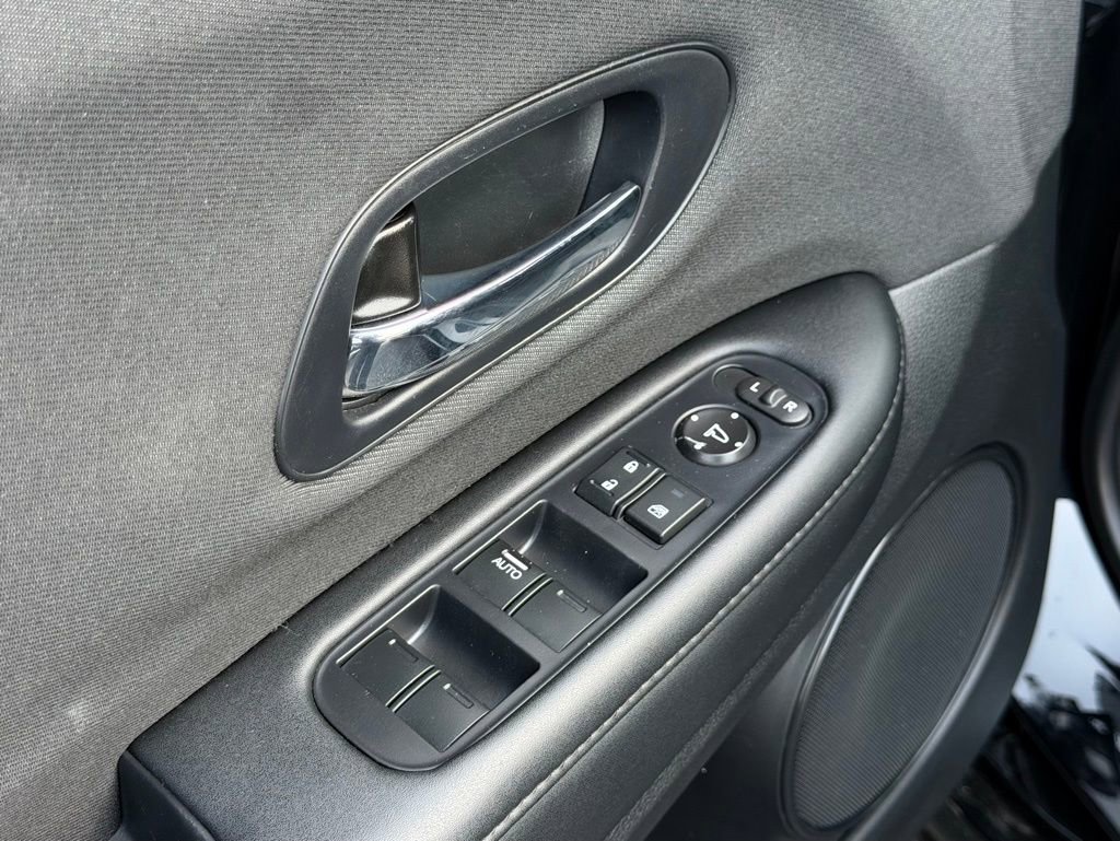 Used 2022 Honda HR-V Sport image 15