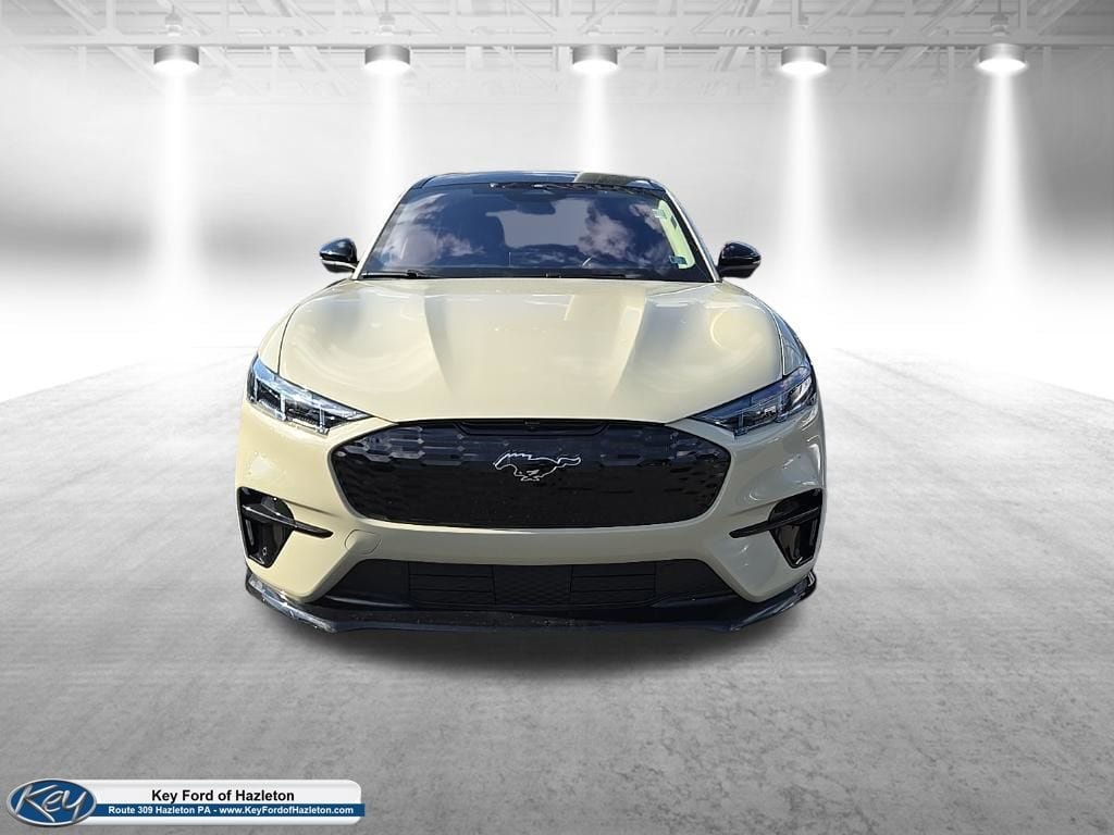 Certified 2025 Ford Mustang Mach-E Premium w/ Sport Appearance Package AWD/4WD image 9