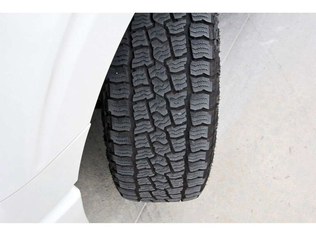 Certified 2023 Ford F150 Lariat w/ Equipment Group 502A High image 29