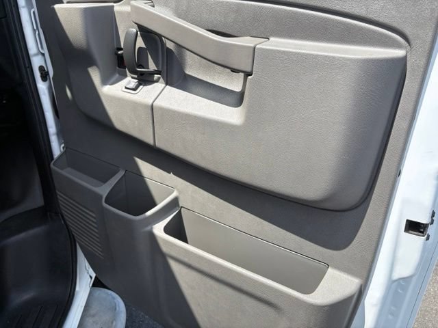 Used 2025 Chevrolet Express 2500 w/ Driver Convenience Package RWD image 24