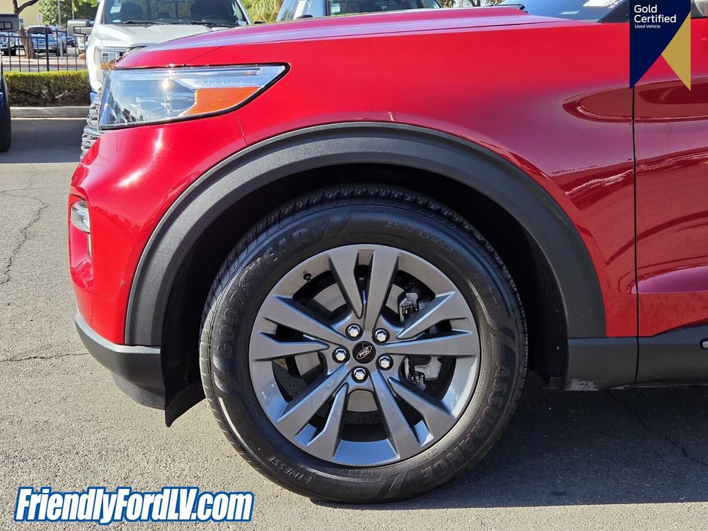 Certified 2021 Ford Explorer XLT w/ Equipment Group 202A RWD image 9