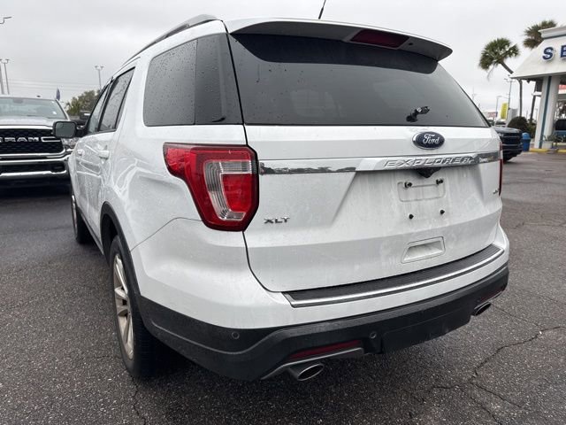 Certified 2018 Ford Explorer XLT w/ Equipment Group 202A image 4