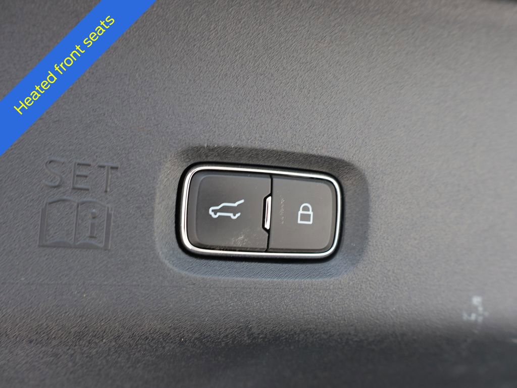 Certified 2025 Ford Expedition Platinum image 17