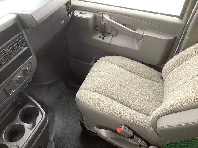 Used 2019 Chevrolet Express 2500 w/ Driver Convenience Package RWD image 17
