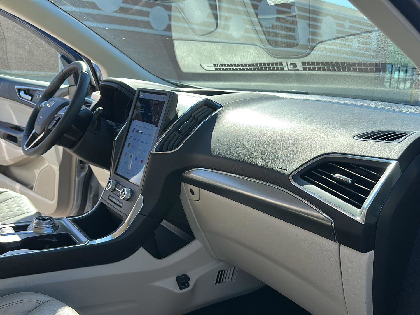 Certified 2024 Ford Edge Titanium w/ Equipment Group 301A image 28
