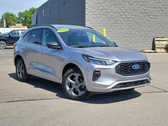 Certified 2024 Ford Escape ST-Line w/ Tech Pack #1 AWD/4WD image 32