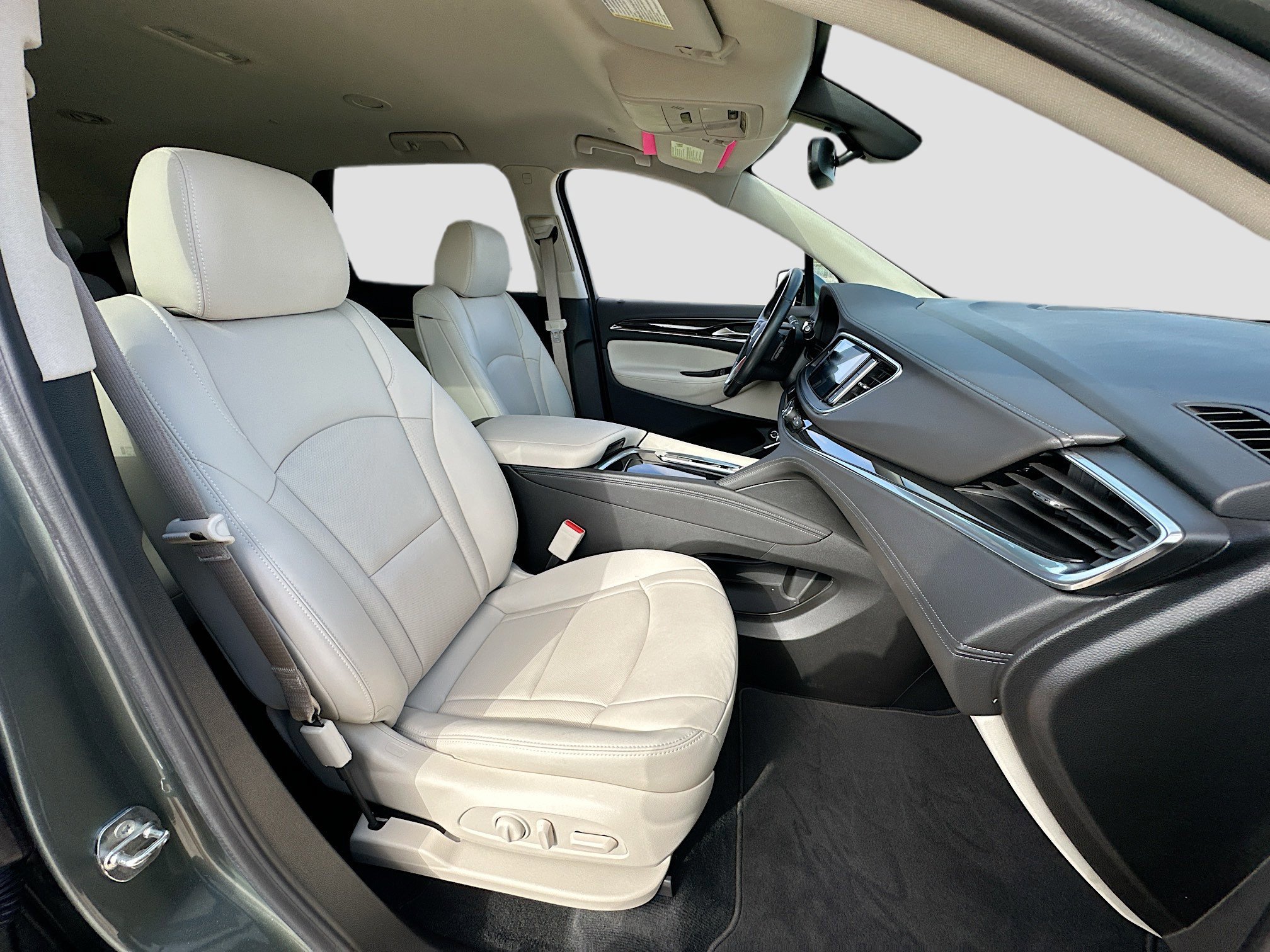 Used 2023 Buick Enclave Essence image 27