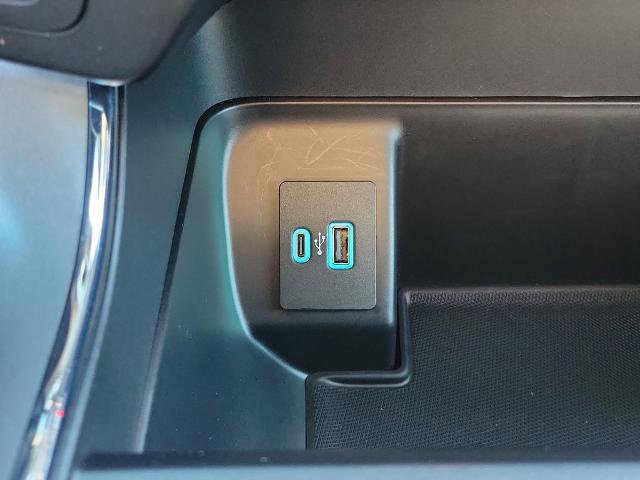 Certified 2022 Ford F150 XLT w/ Equipment Group 302A High image 30