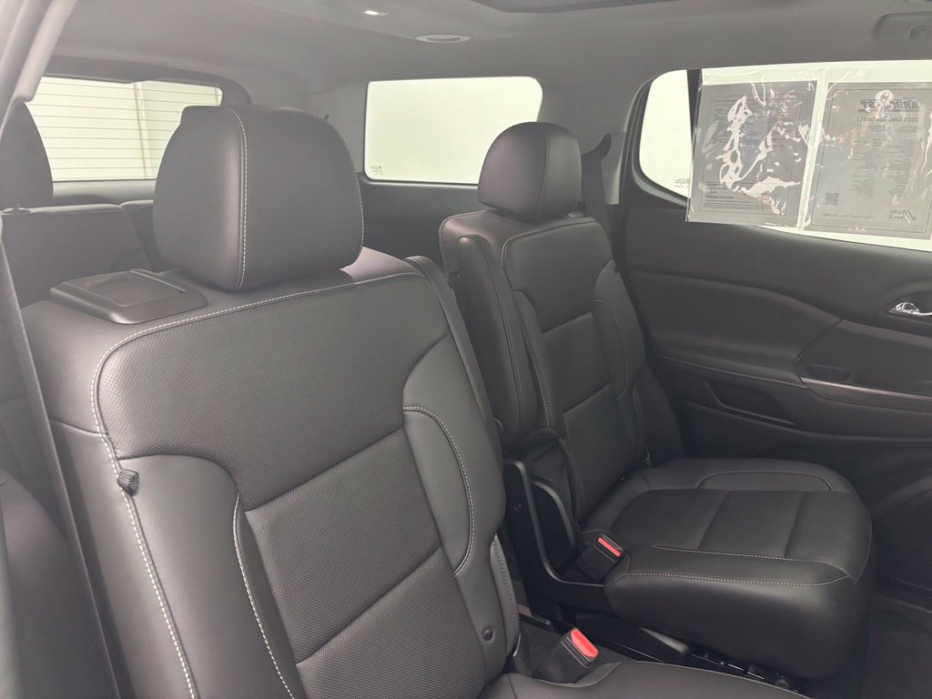 Used 2023 GMC Acadia SLT AWD/4WD image 45
