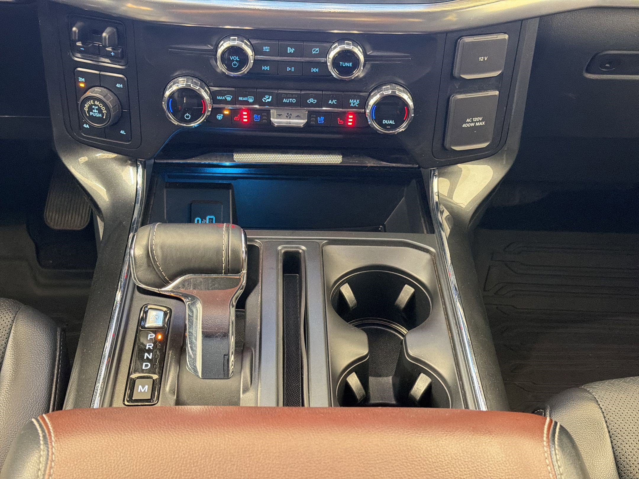 Certified 2021 Ford F150 Lariat w/ Equipment Group 502A High image 24