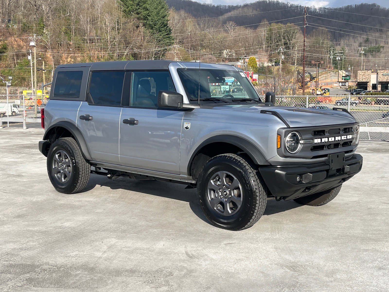 Certified 2024 Ford Bronco Big Bend AWD/4WD image 1