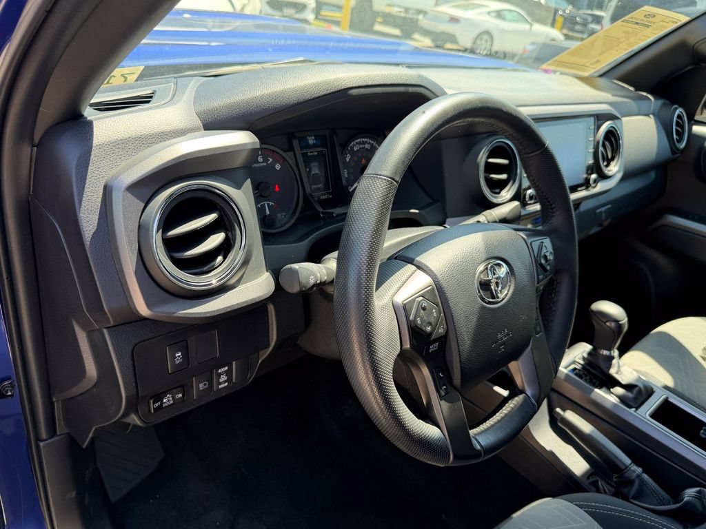 Used 2023 Toyota Tacoma TRD Sport AWD/4WD image 23