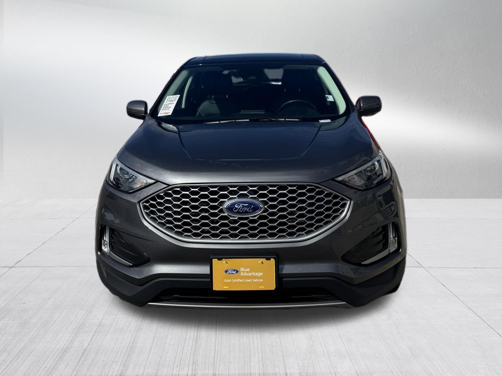 Certified 2024 Ford Edge SEL w/ Convenience Package AWD/4WD image 2