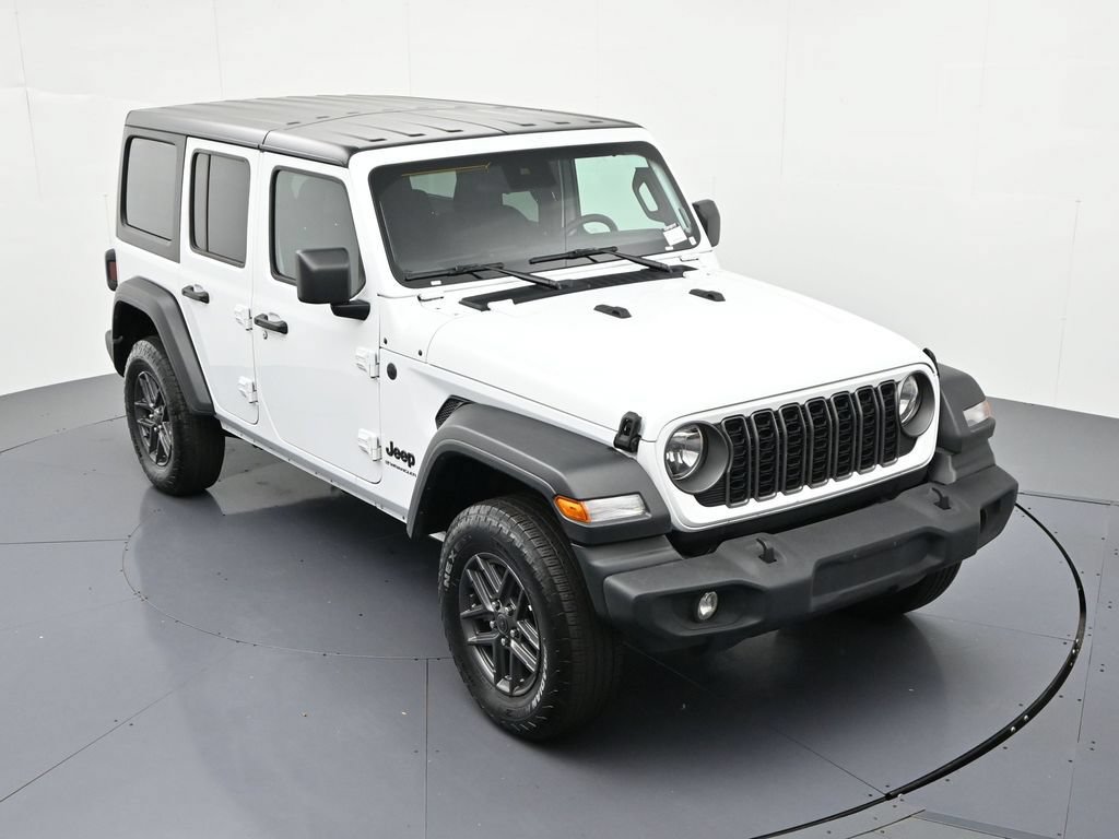Used 2025 Jeep Wrangler Unlimited Sport AWD/4WD image 13