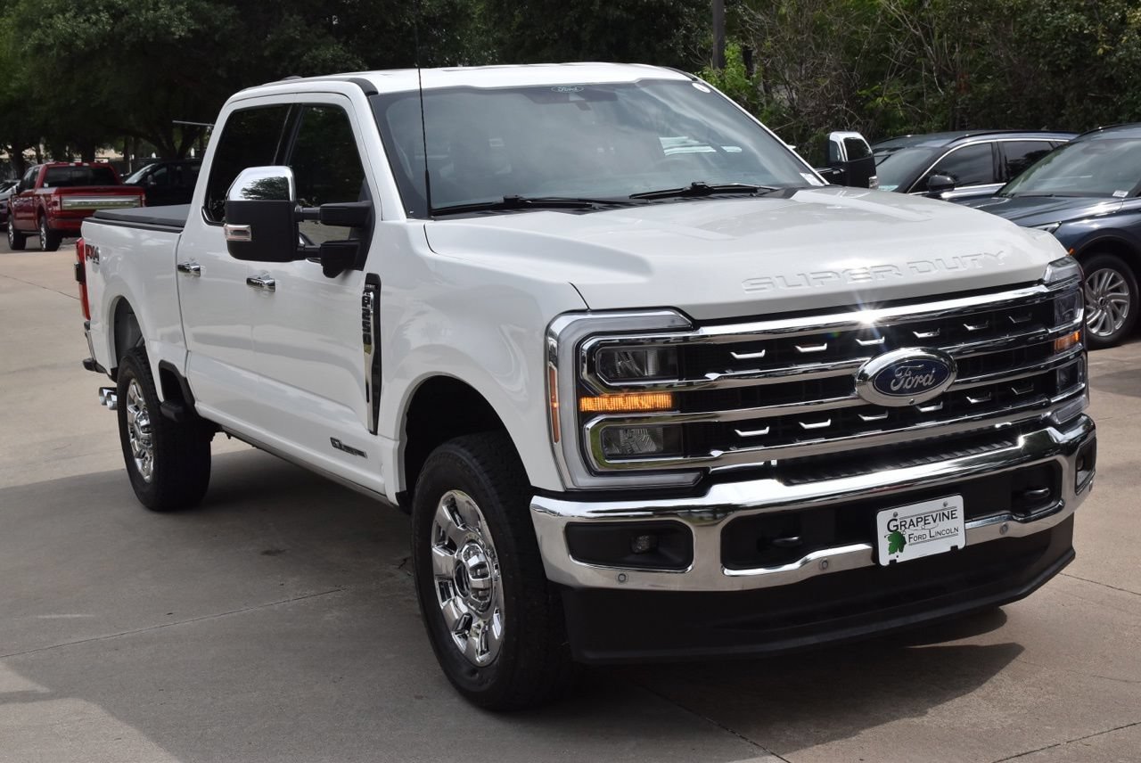 Certified 2025 Ford F250 Lariat w/ Lariat Ultimate Package AWD/4WD image 4