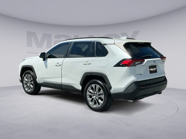 Used 2025 Toyota RAV4 XLE Premium w/ Weather Package AWD/4WD image 3