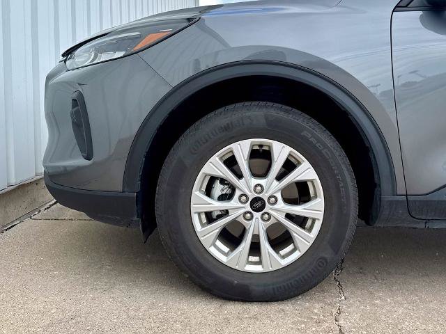 Certified 2025 Ford Escape Active AWD/4WD image 29