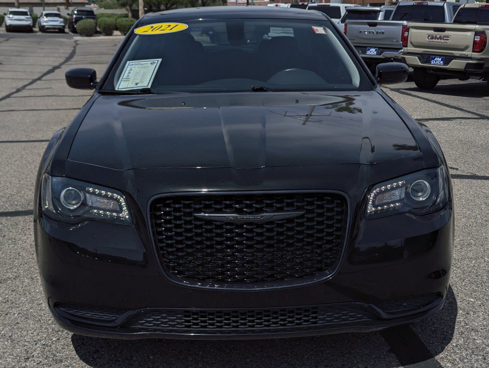 Used 2021 Chrysler 300 Touring w/ Sport Appearance Package RWD image 6