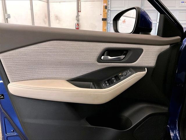 Used 2021 Nissan Rogue SV AWD/4WD image 22