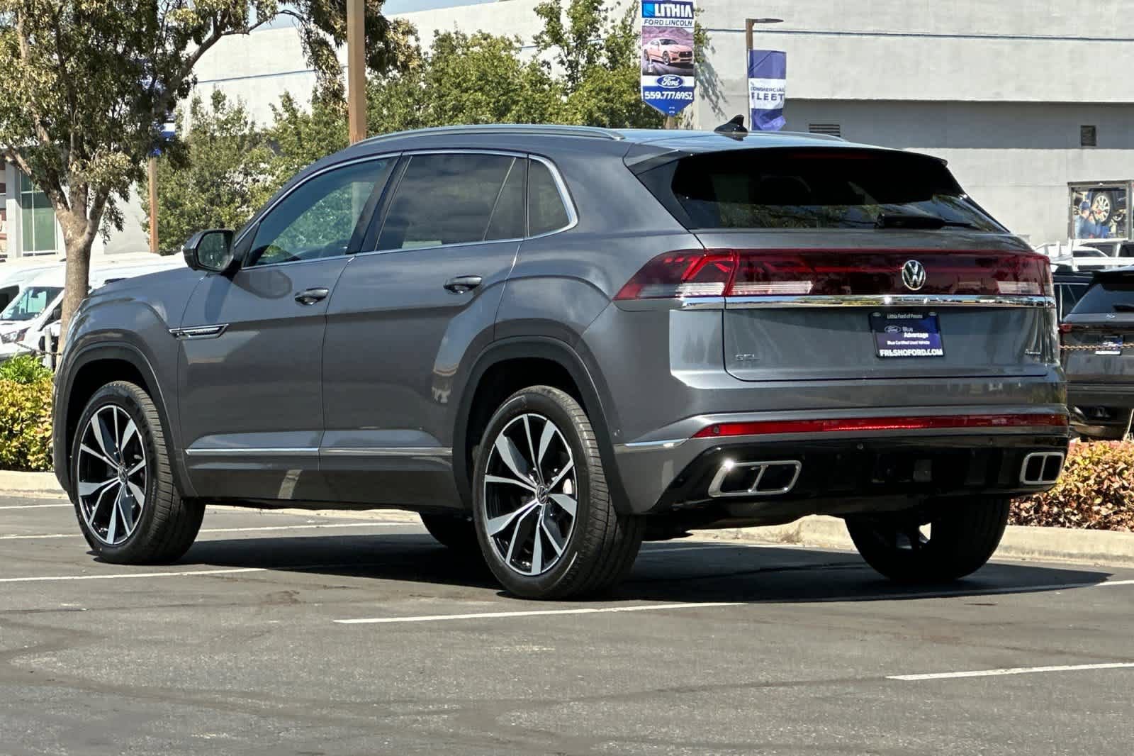 Used 2024 Volkswagen Atlas Cross Sport SEL Premium R-Line AWD/4WD image 7