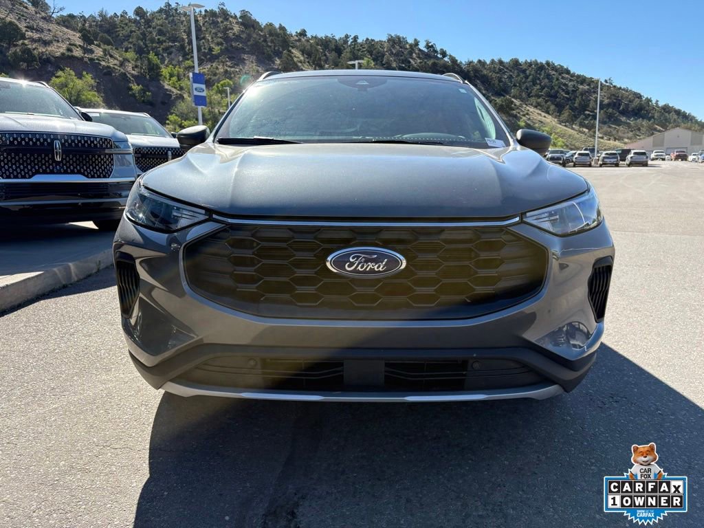 Certified 2025 Ford Escape ST-Line AWD/4WD image 12