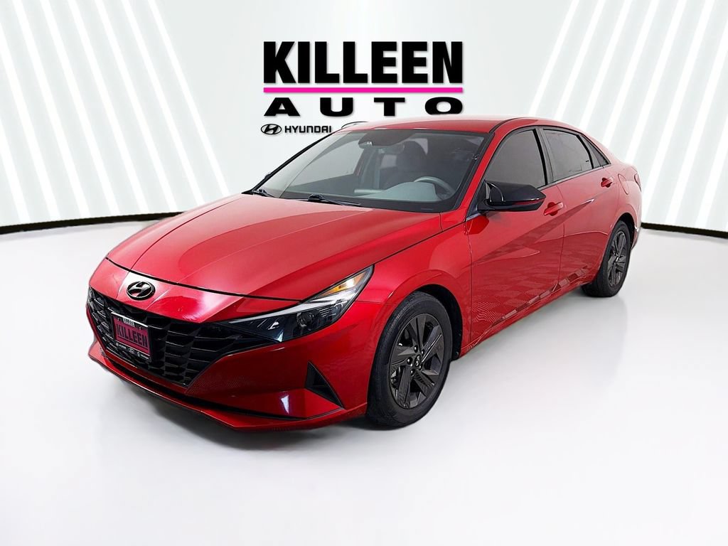 Used 2023 Hyundai Elantra SEL FWD image 3