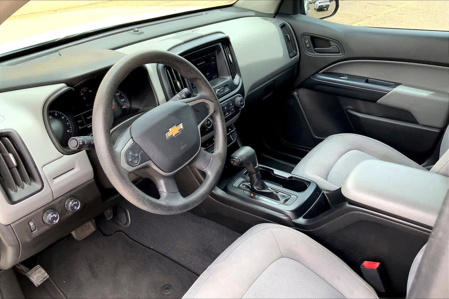 Used 2020 Chevrolet Colorado W/T w/ WT Convenience Package AWD/4WD image 18
