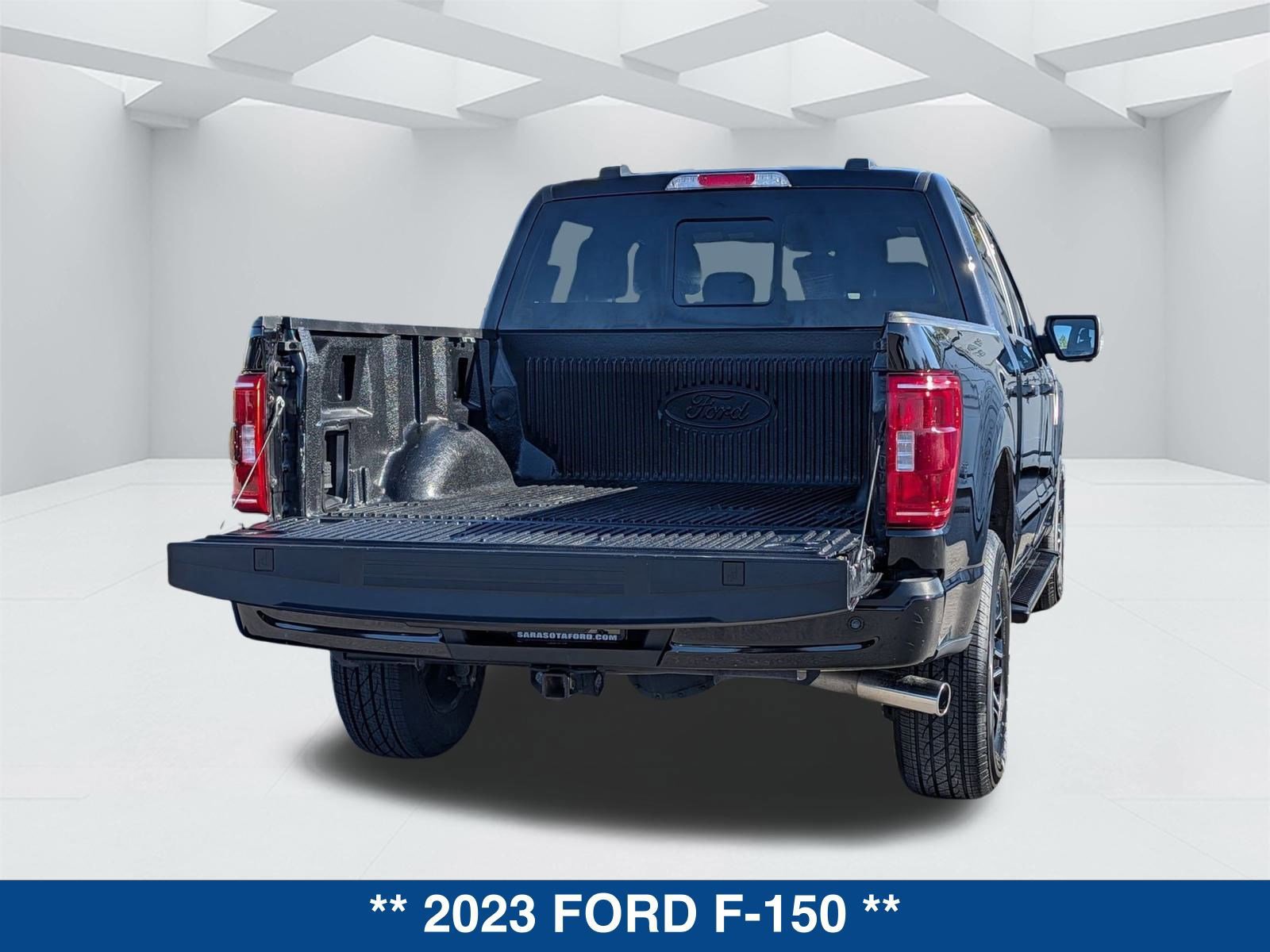 Certified 2023 Ford F150 XLT w/ Equipment Group 302A High image 13