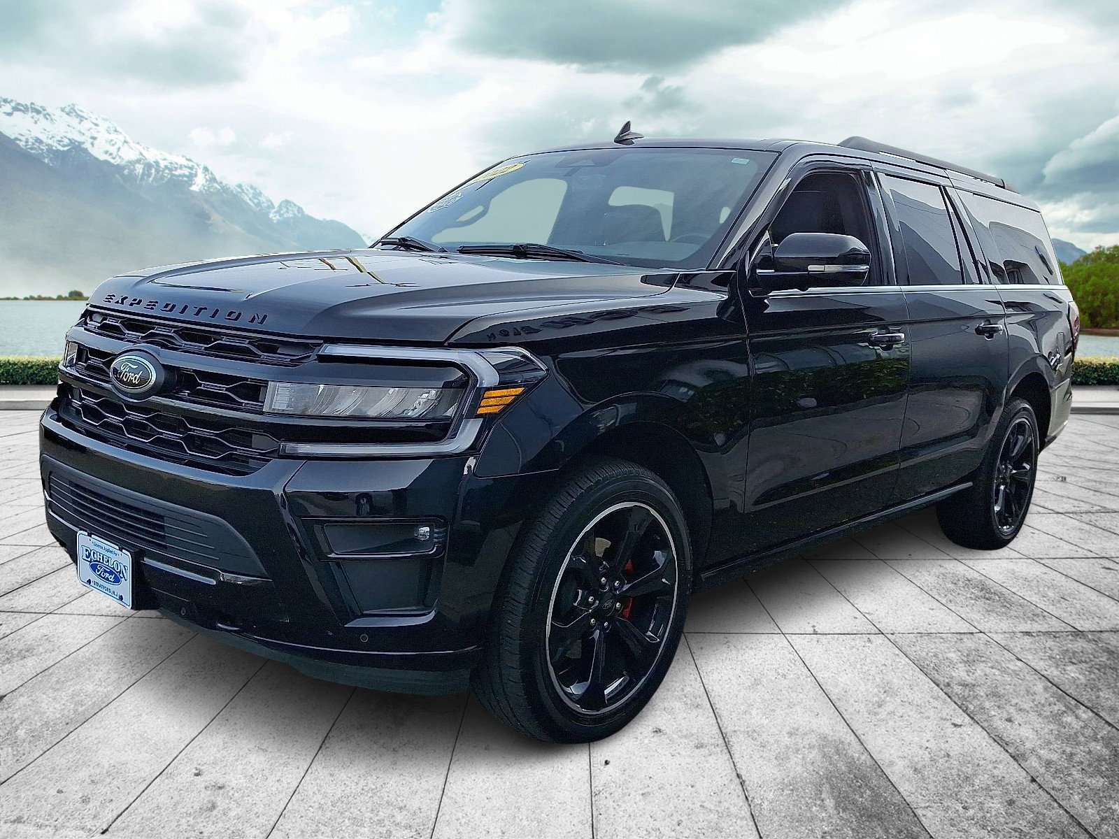 Certified 2022 Ford Expedition Max Limited image 3