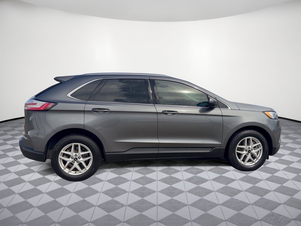 Certified 2024 Ford Edge SEL w/ Convenience Package AWD/4WD image 8