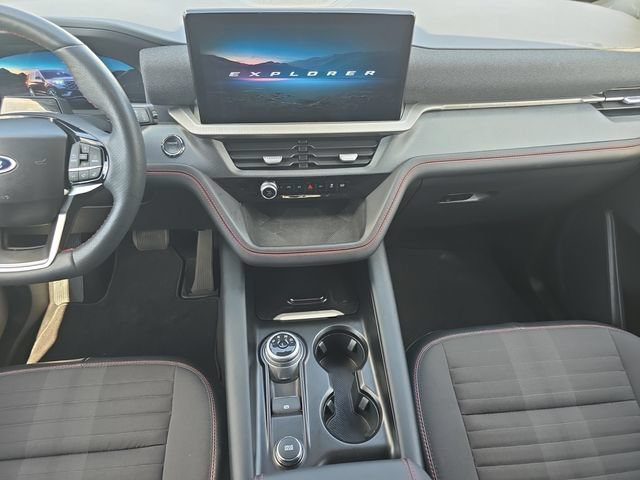 Certified 2025 Ford Explorer ST-Line AWD/4WD image 11