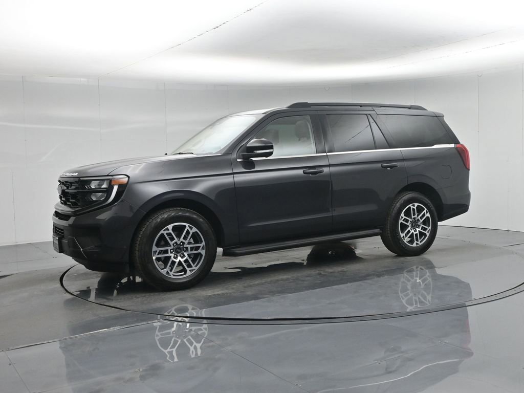 Certified 2025 Ford Expedition Active image 15