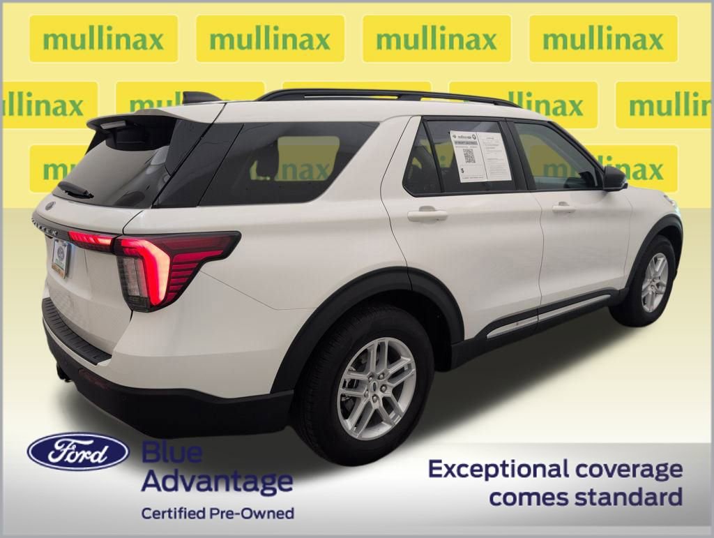 Certified 2025 Ford Explorer Active w/ Active Comfort Package image 3