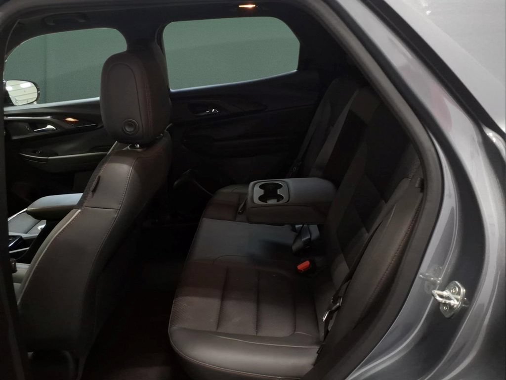 Used 2021 Chevrolet TrailBlazer RS w/ Sun and Liftgate Package FWD image 22