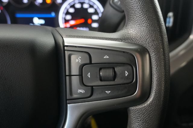 Used 2022 Chevrolet Silverado 1500 Custom Trail Boss w/ Safety Confidence Package AWD/4WD image 17