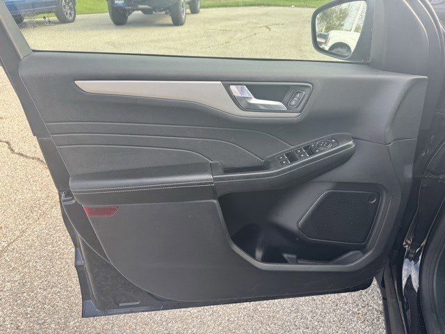 Certified 2022 Ford Escape SEL image 10