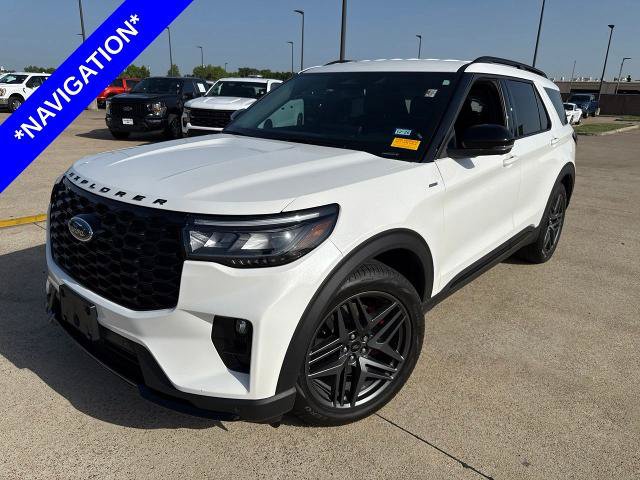Certified 2025 Ford Explorer ST-Line w/ Premium Package RWD image 1