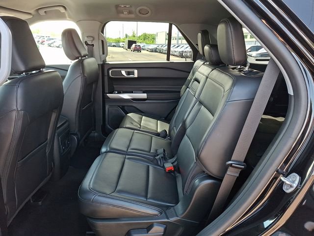 Certified 2023 Ford Explorer XLT w/ Equipment Group 202A AWD/4WD image 10