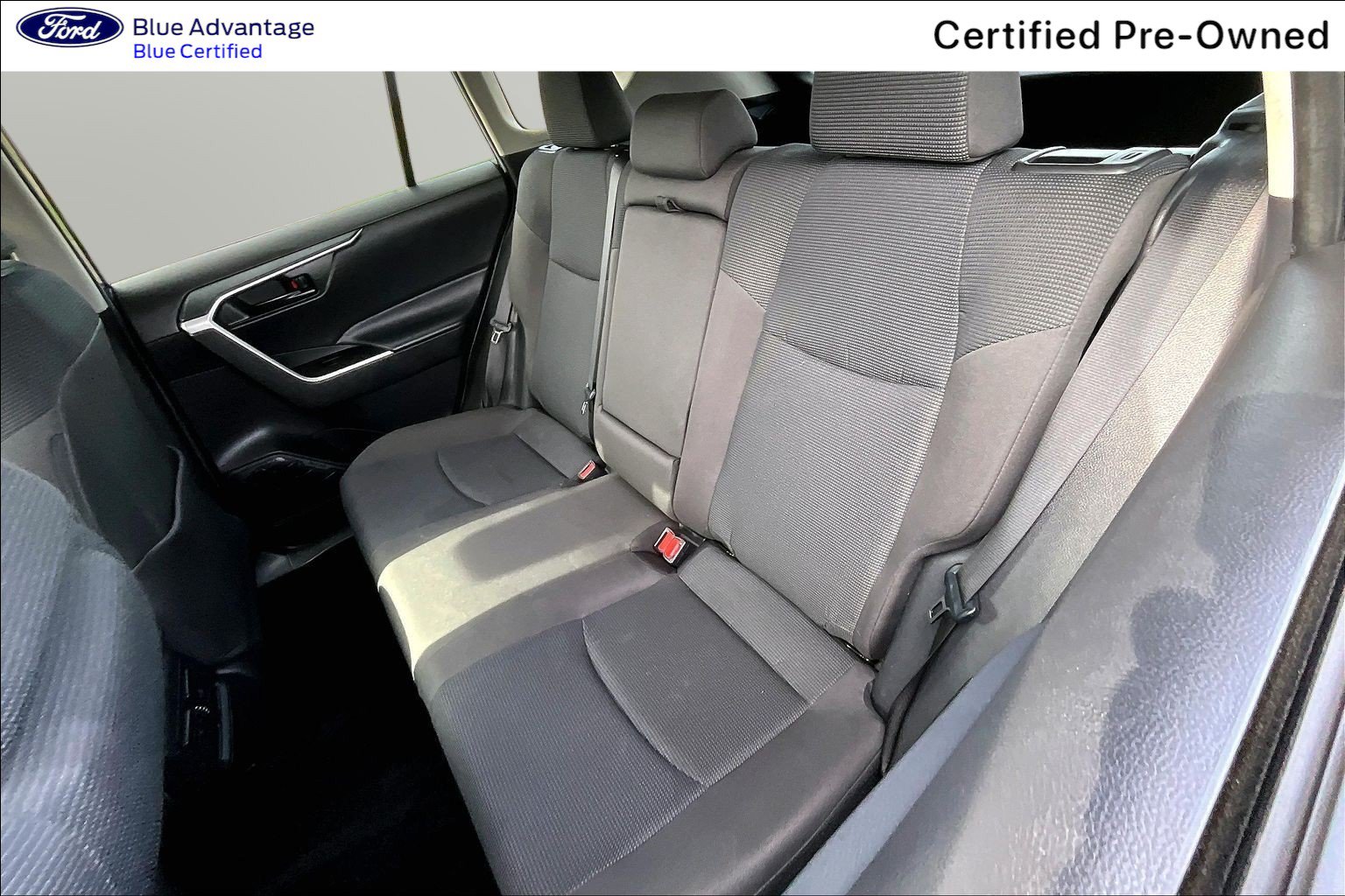 Used 2024 Toyota RAV4 LE AWD/4WD image 18