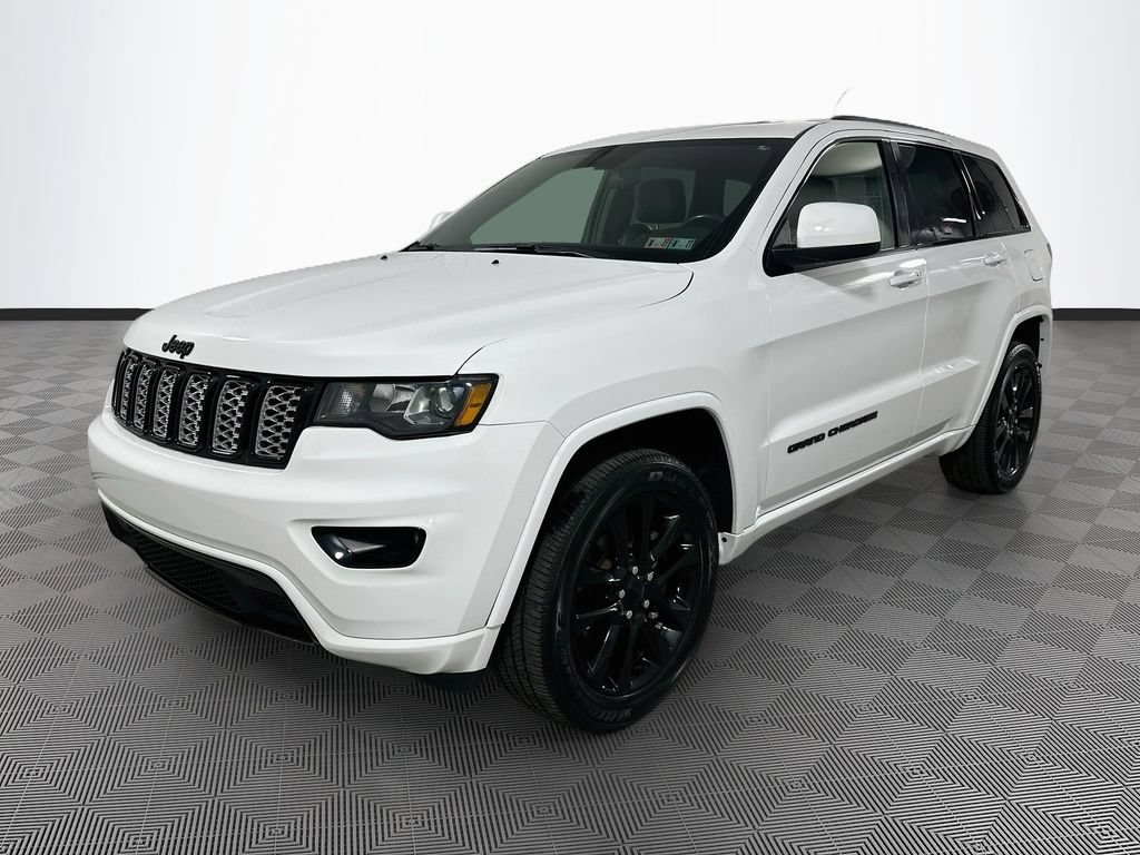 Used 2021 Jeep Grand Cherokee Laredo X AWD/4WD image 5