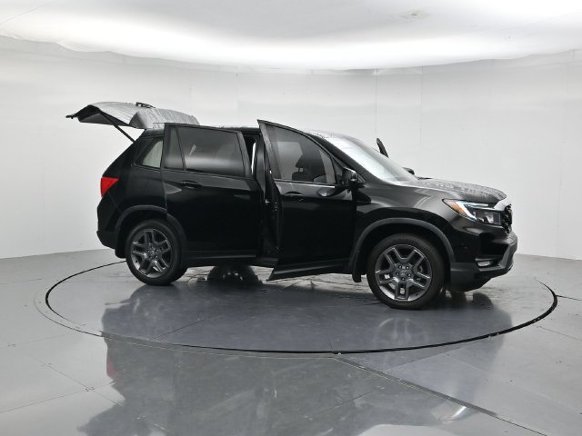 Used 2023 Honda Passport EX-L image 46