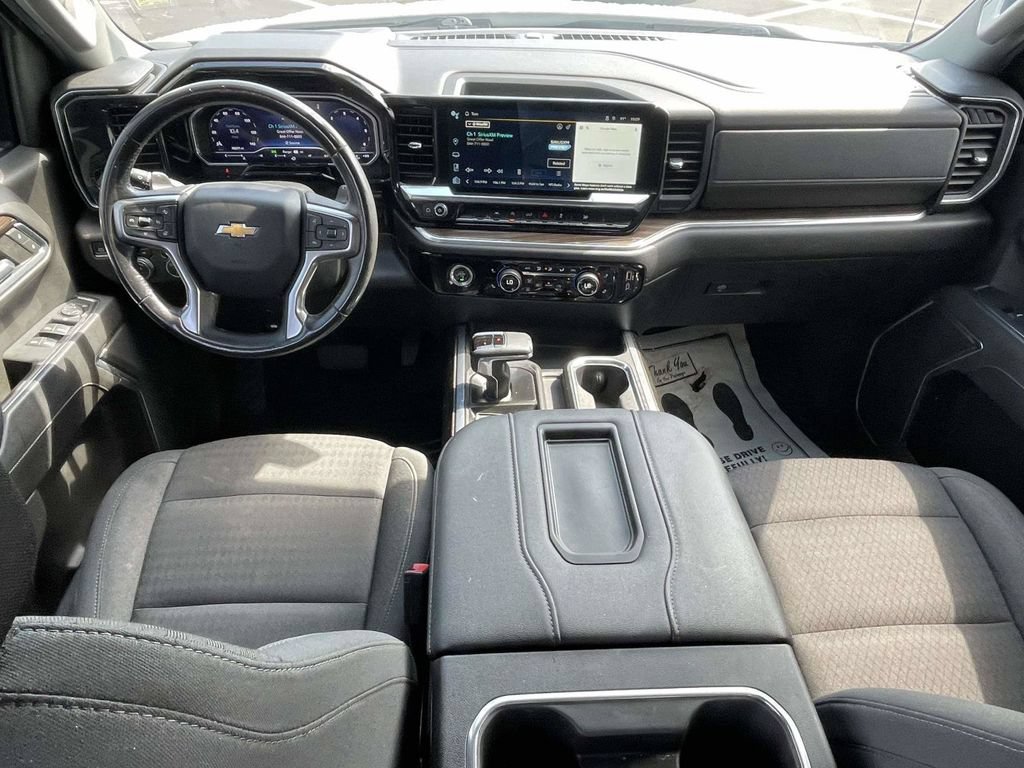 Used 2022 Chevrolet Silverado 1500 LT AWD/4WD image 11