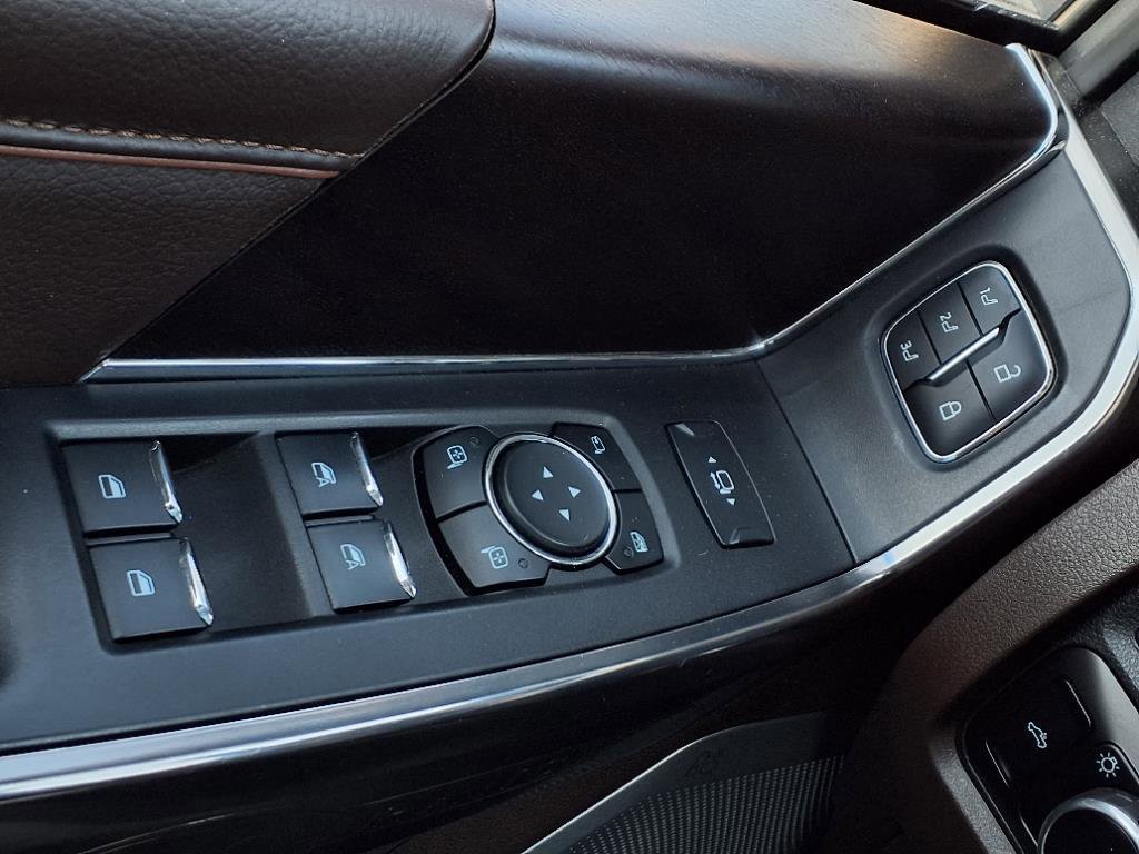 Certified 2023 Ford F250 King Ranch w/ Chrome Package image 18