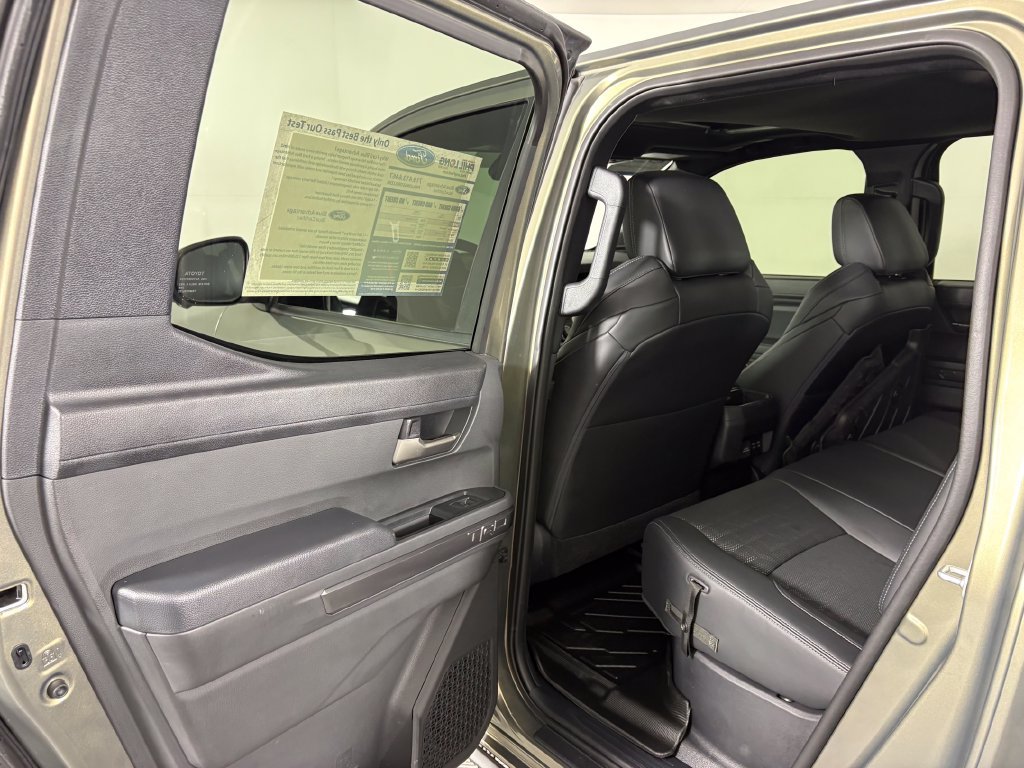 Used 2024 Toyota Tacoma TRD Off-Road w/ TRD Off Road Premium Package AWD/4WD image 28