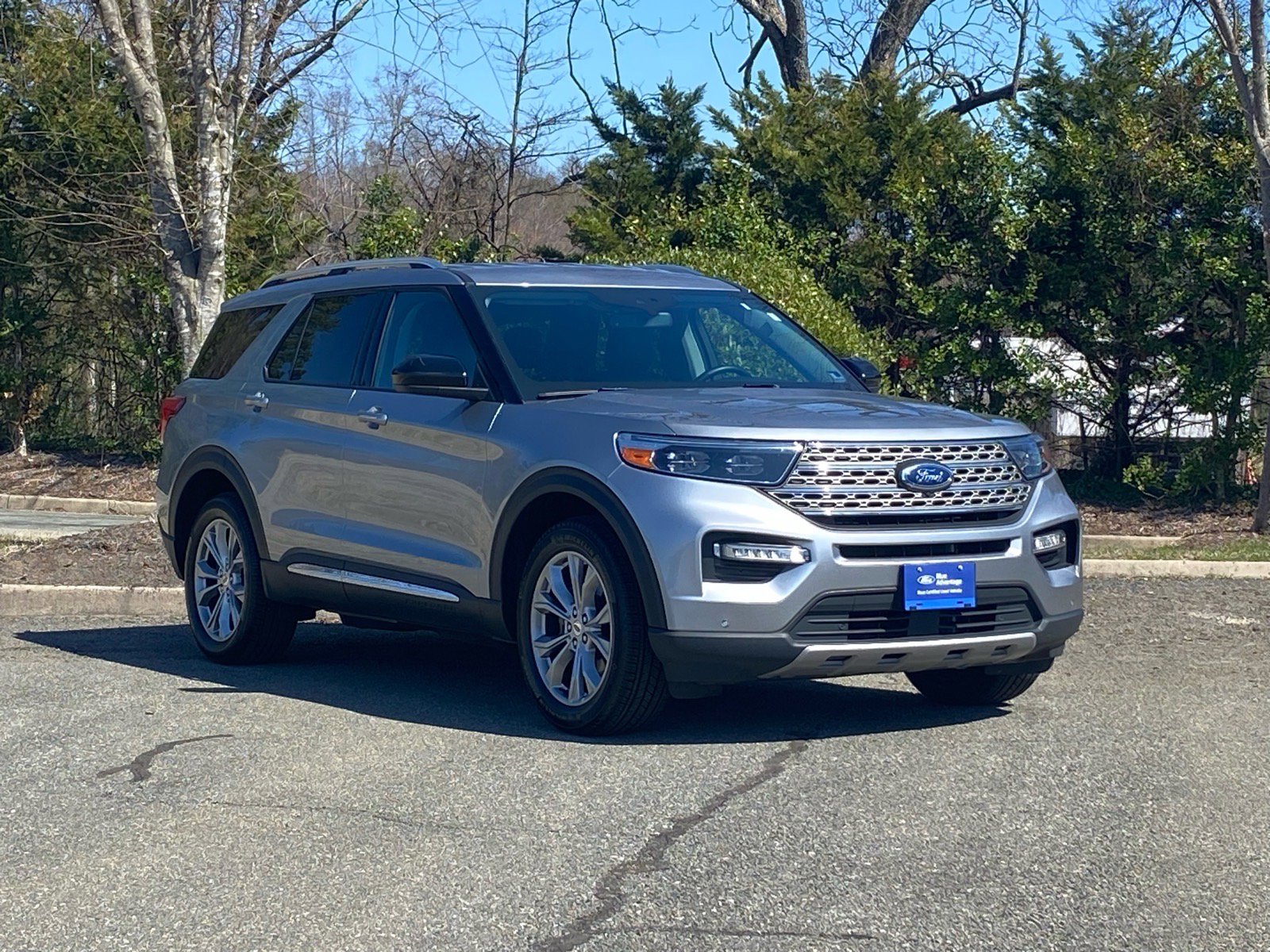 Certified 2023 Ford Explorer Limited image 2
