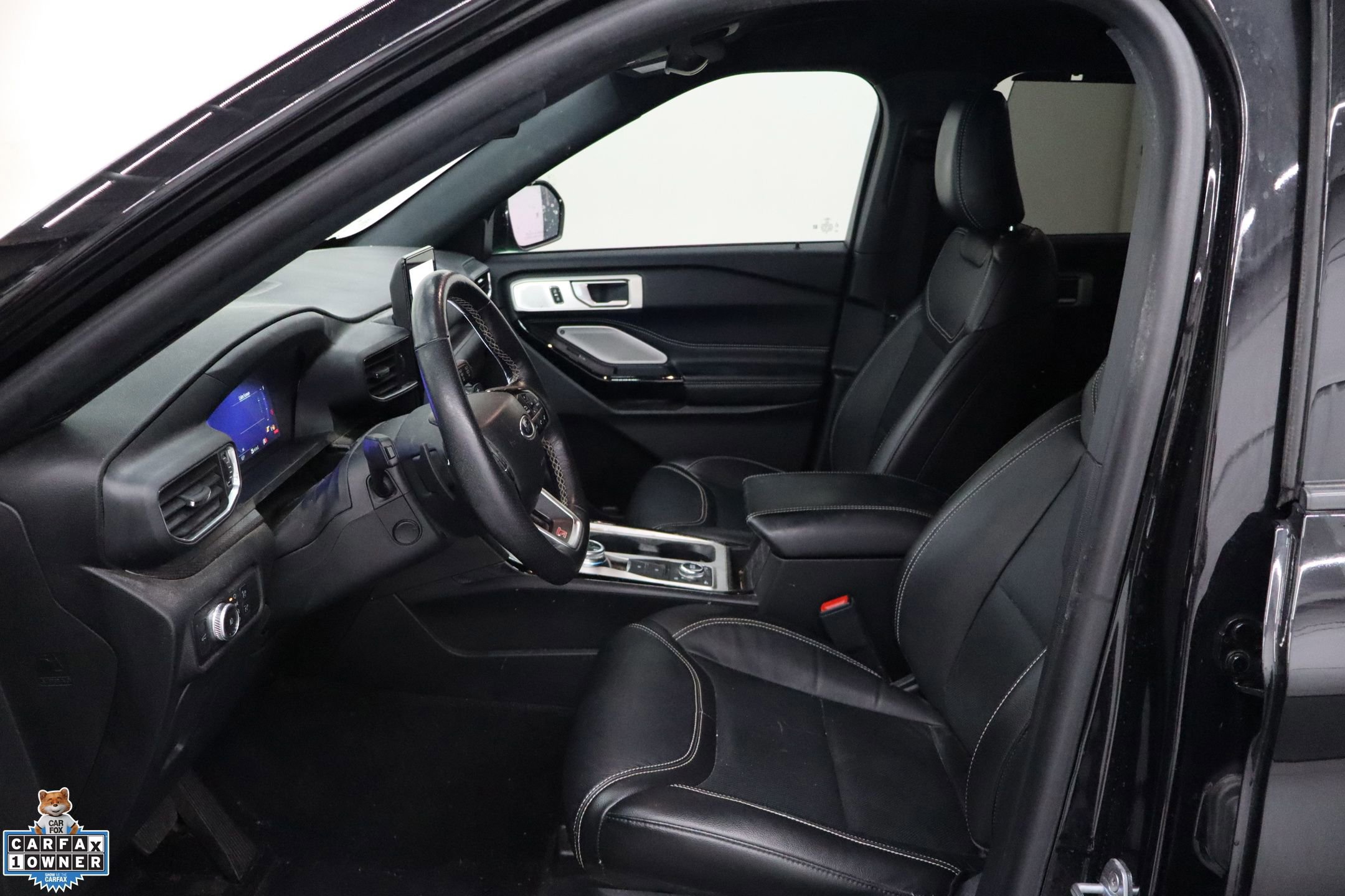 Certified 2022 Ford Explorer ST w/ Equipment Group 401A image 31